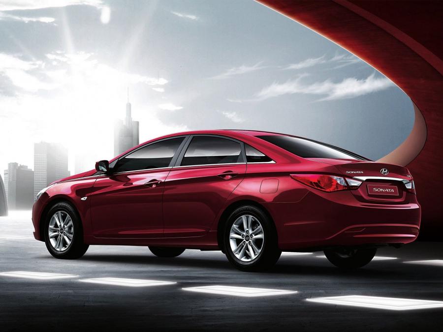  Hyundai Sonata 2009 года  (фото 6 из 40)